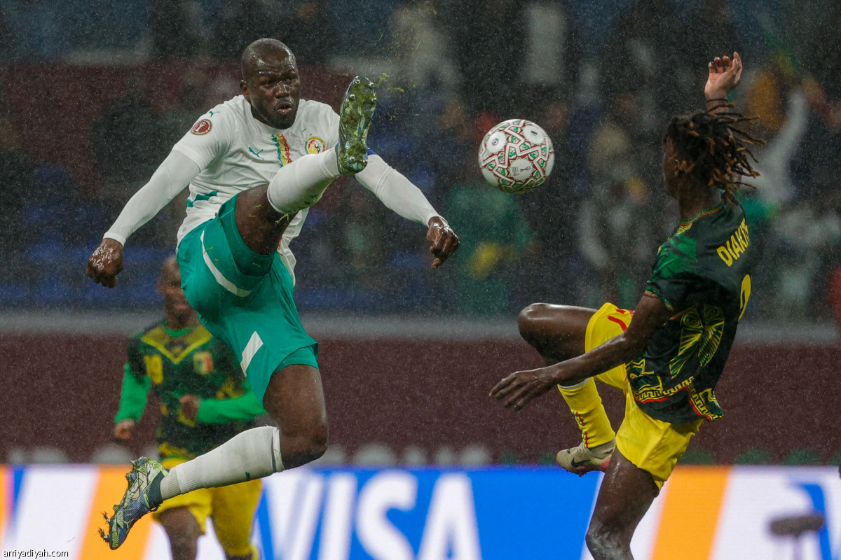 فوز وتأهل سنغالي