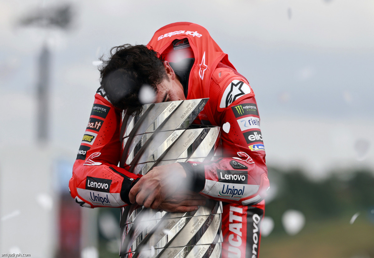 ماركيز بطلا