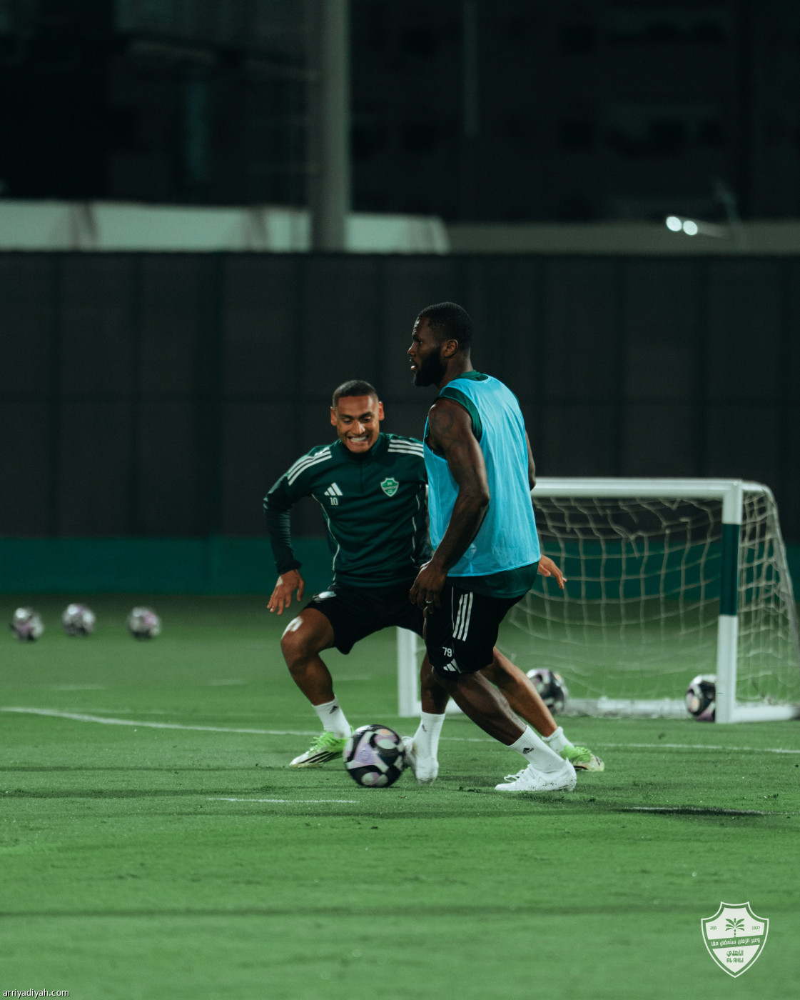 الأهلي يعود