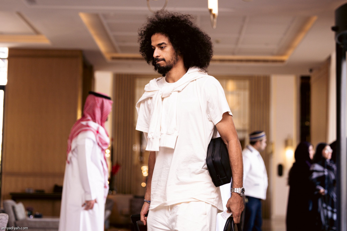 الورد يستقبل السد